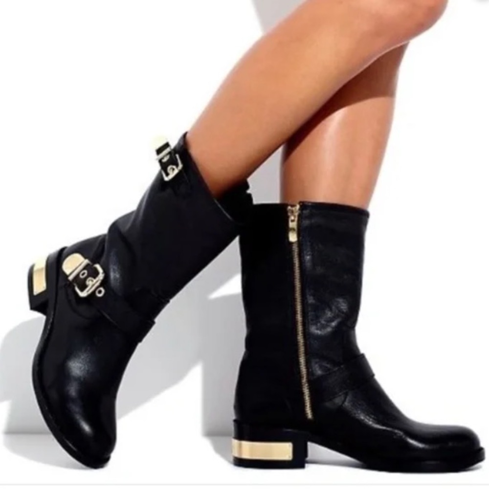 🌴 Vince Camuto Bootie - Sixe 8B